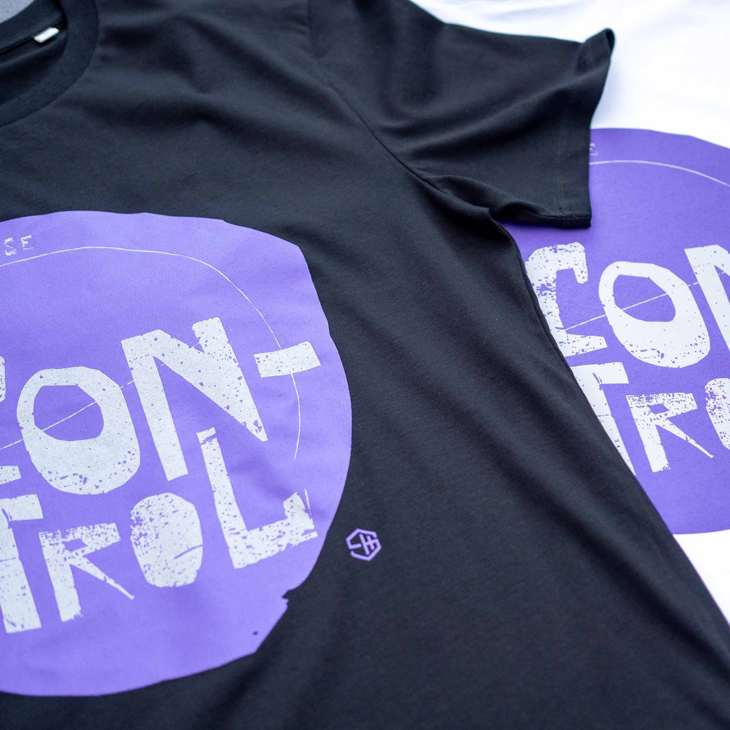 Music Makes You Lose Control House Music T-shirt in White and Black